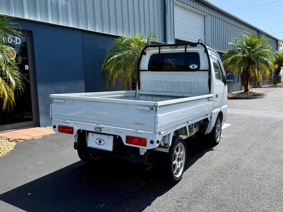 Suzuki-carry-1992-white-13
