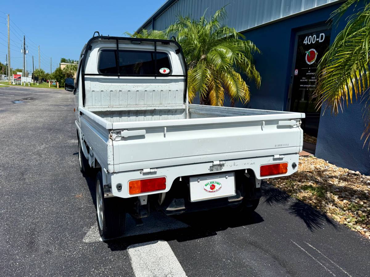 Suzuki-carry-1992-white-4