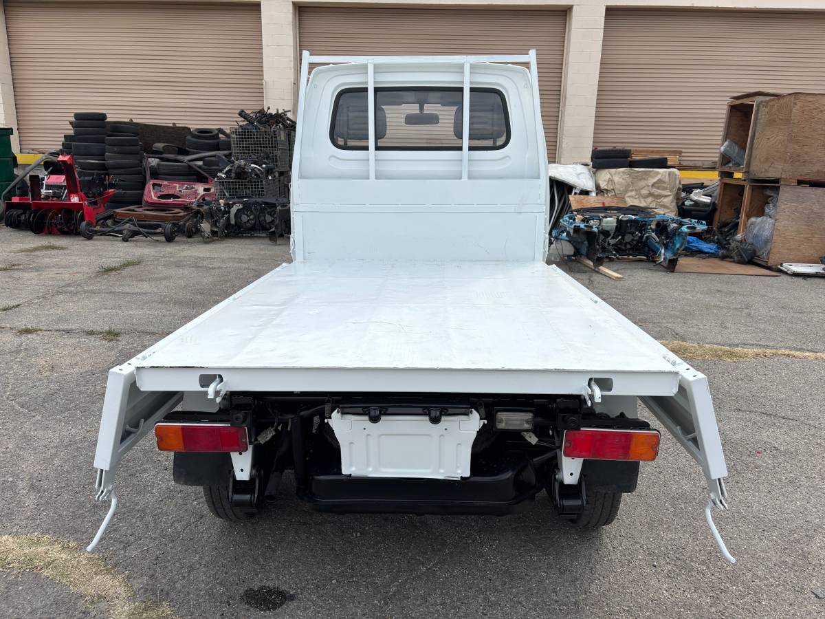 Suzuki-carry-1995-white-21