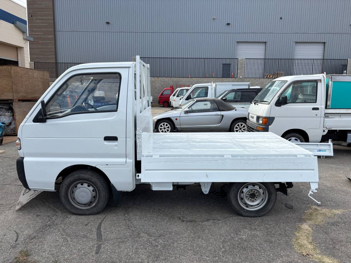 Suzuki-carry-1995-white-42