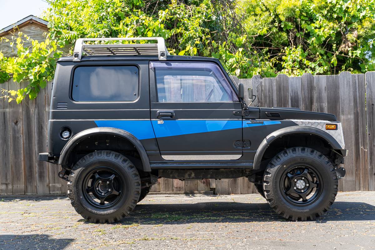 Suzuki-jimny-1992-1