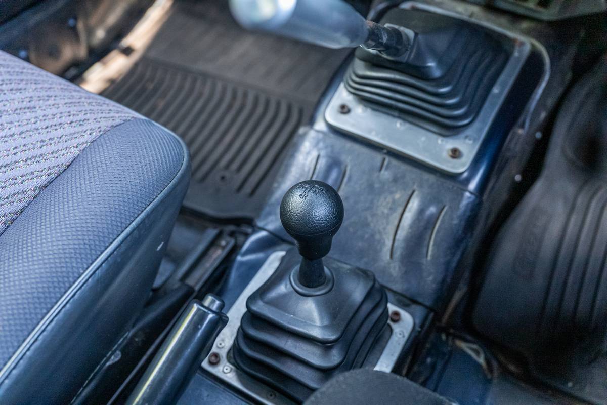 Suzuki-jimny-1992-14