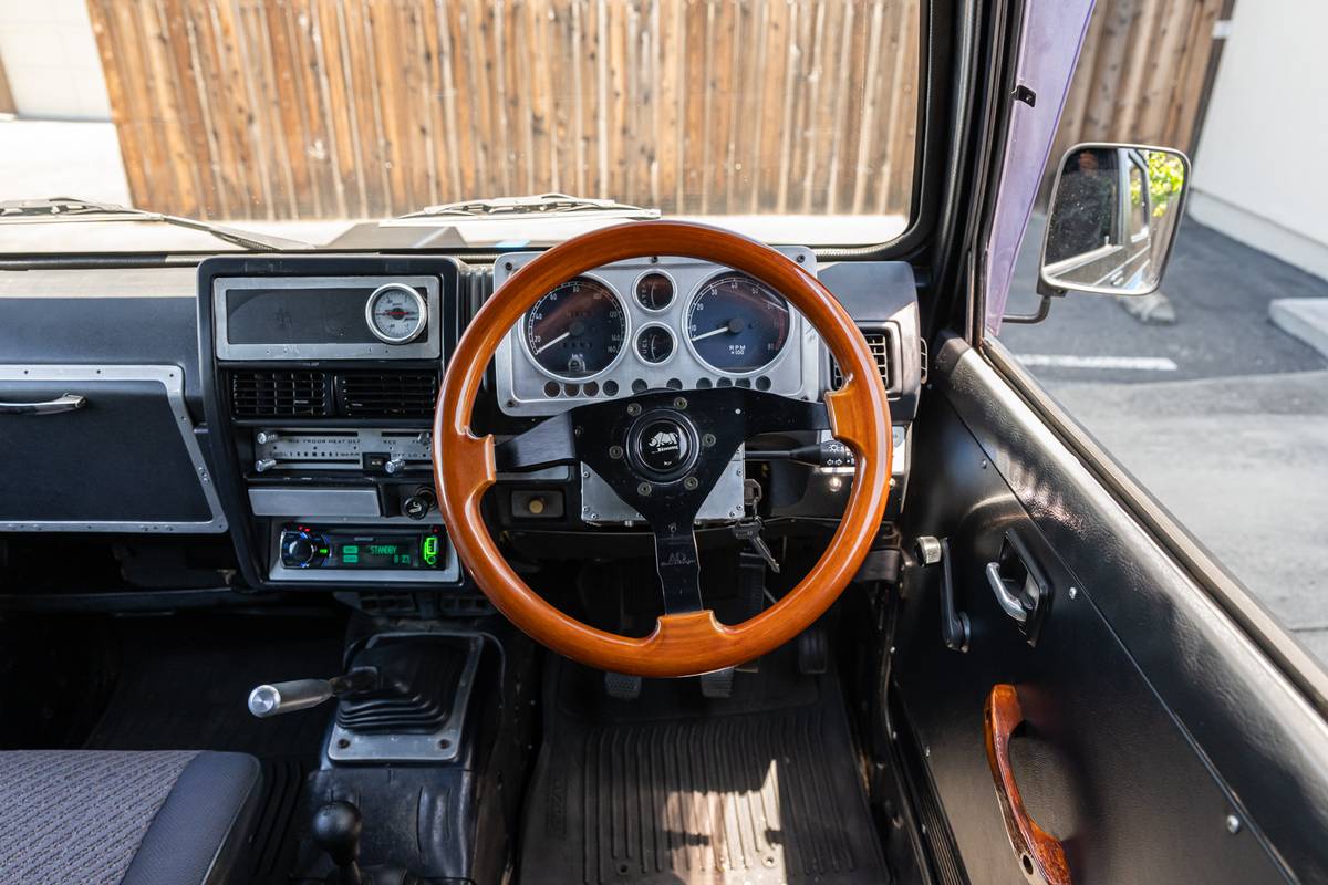 Suzuki-jimny-1992-40