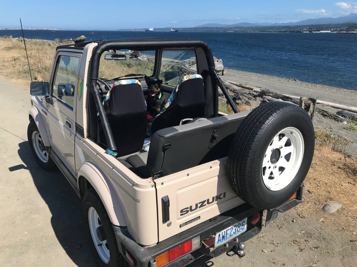 Suzuki-samurai-1987-1
