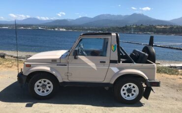 Suzuki-samurai-1987
