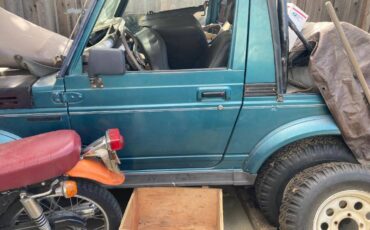 Suzuki-samurai-1987-blue