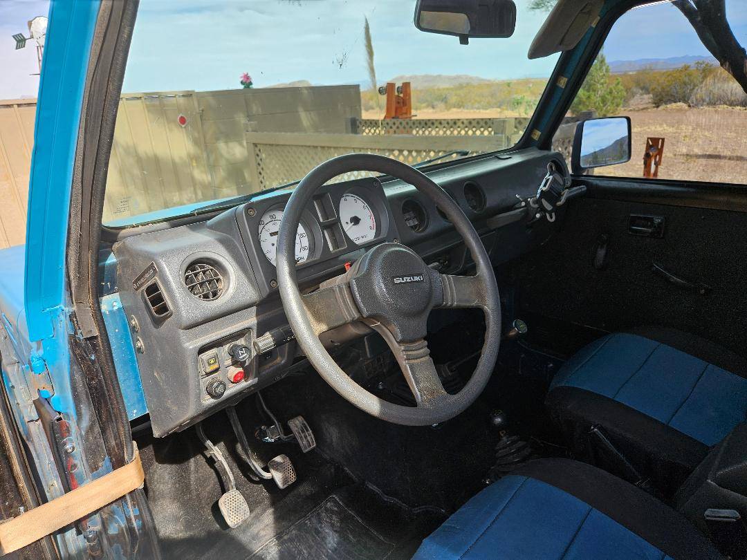 Suzuki-samurai-1987-custom-4