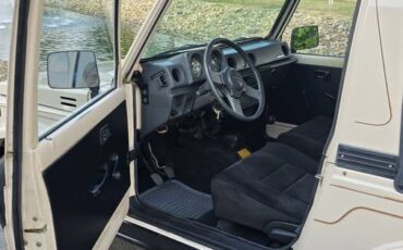 Suzuki-samurai-1987-yellow-11