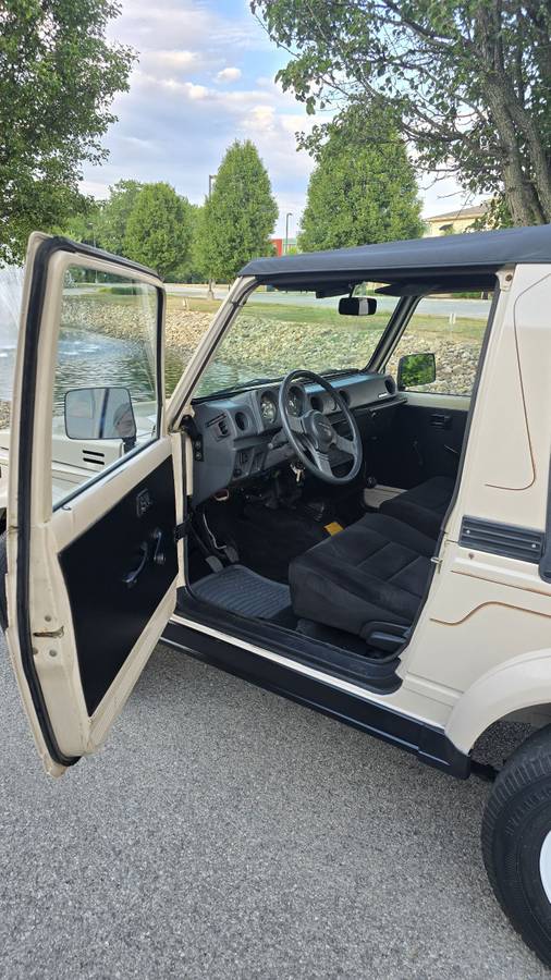 Suzuki-samurai-1987-yellow-11