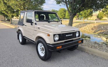 Suzuki-samurai-1987-yellow