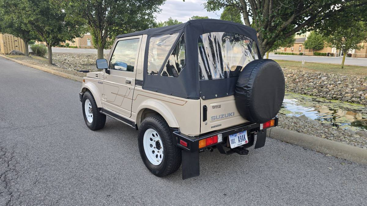 Suzuki-samurai-1987-yellow-5