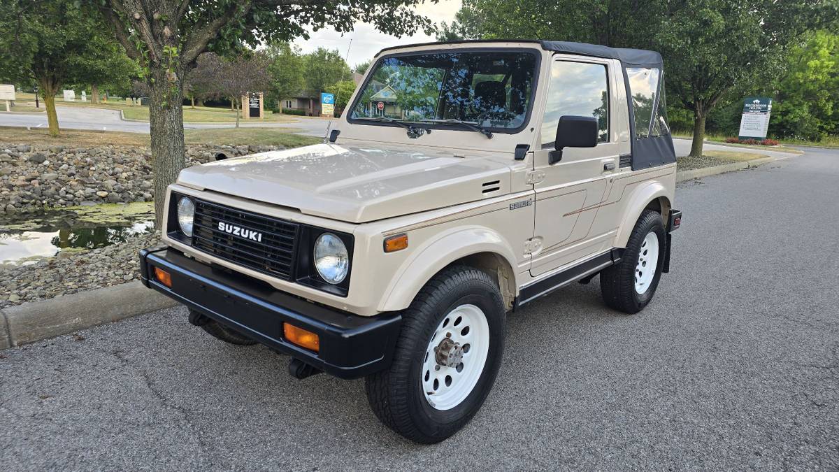 Suzuki-samurai-1987-yellow-9