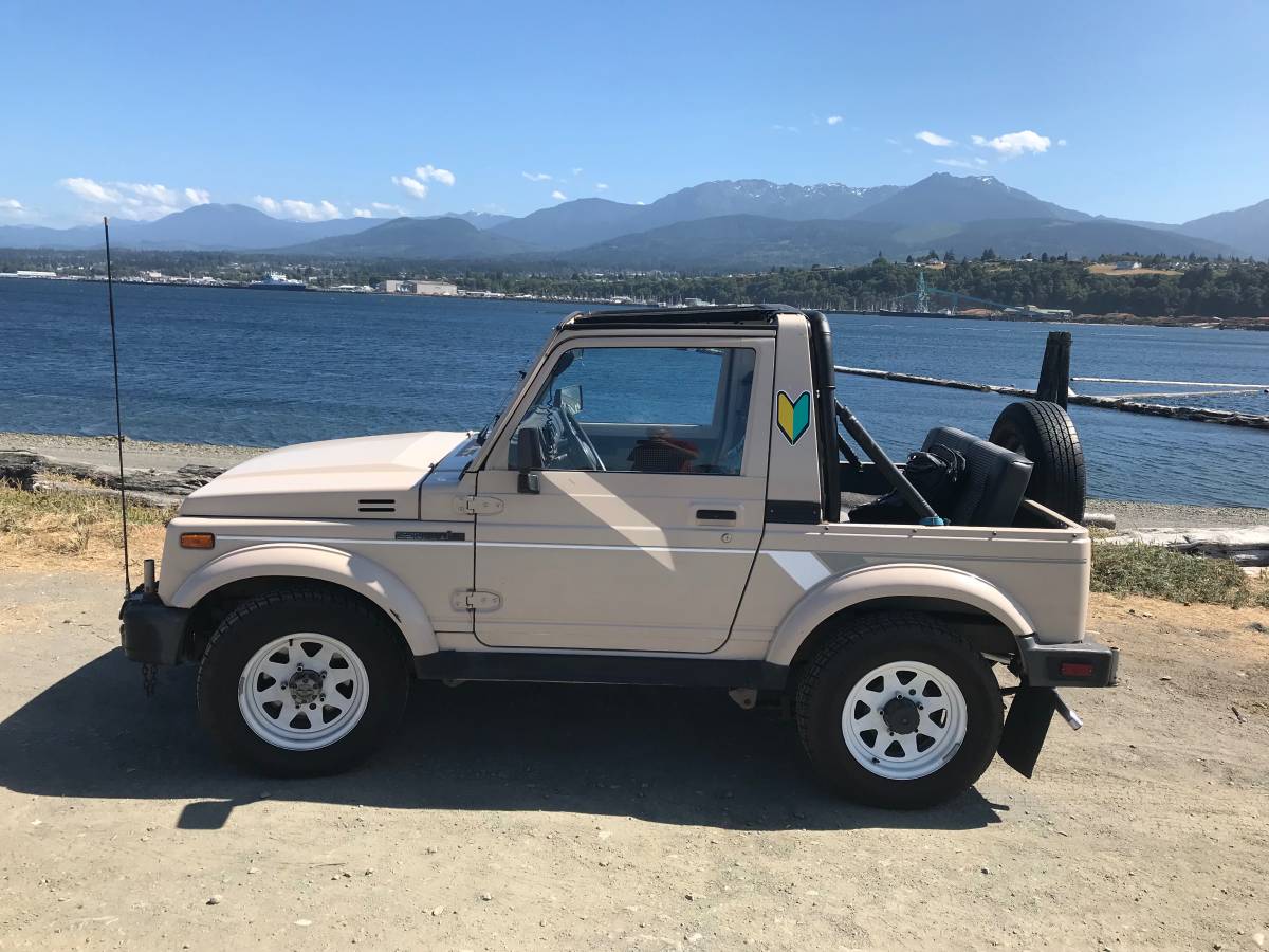 Suzuki-samurai-1987
