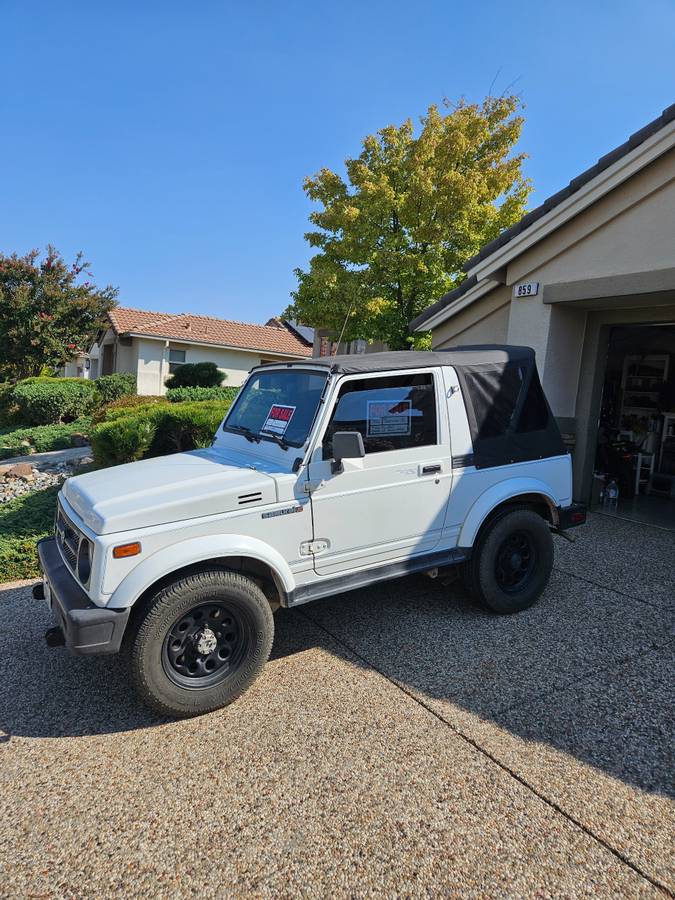 Suzuki-samurai-1992-white