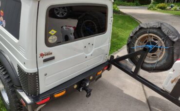Suzuki-samurai-4x4-1986-white-21