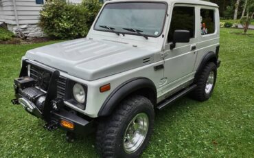 Suzuki-samurai-4x4-1986-white-4