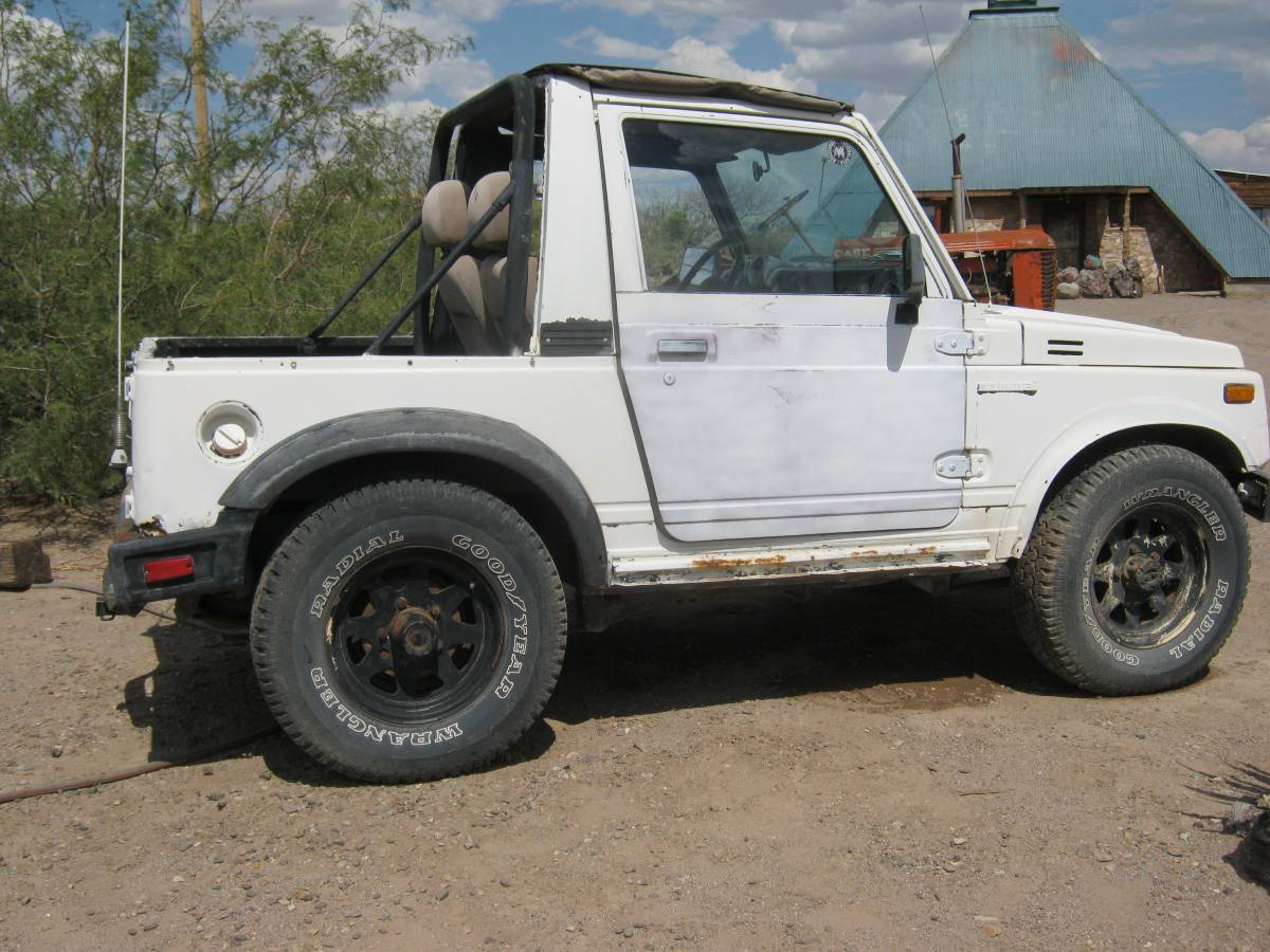 Suzuki-samurai-jimny-canvas-top-1987-2