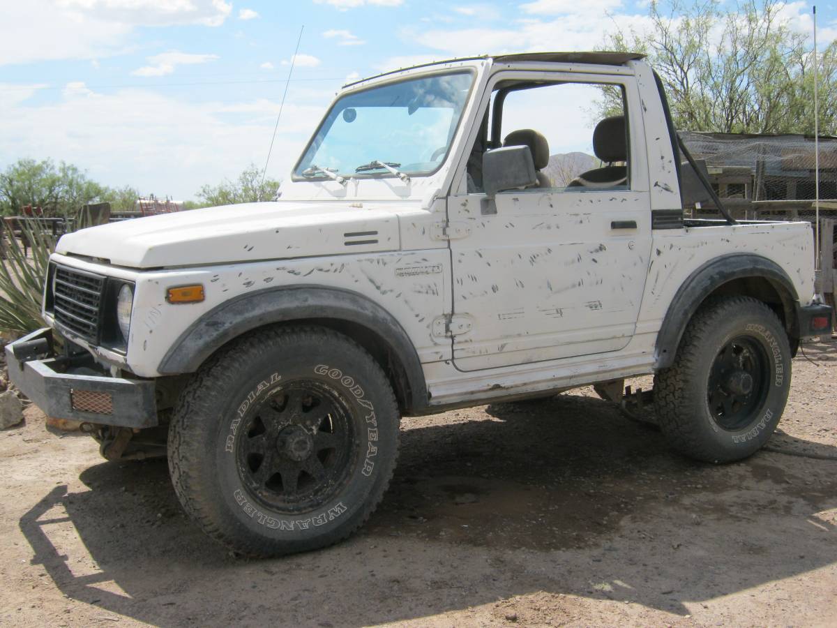 Suzuki-samurai-jimny-canvas-top-1987