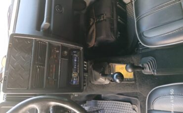 Suzuki-samurai-jimny-canvas-top-1988-grey-1