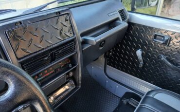 Suzuki-samurai-jimny-canvas-top-1988-grey-14