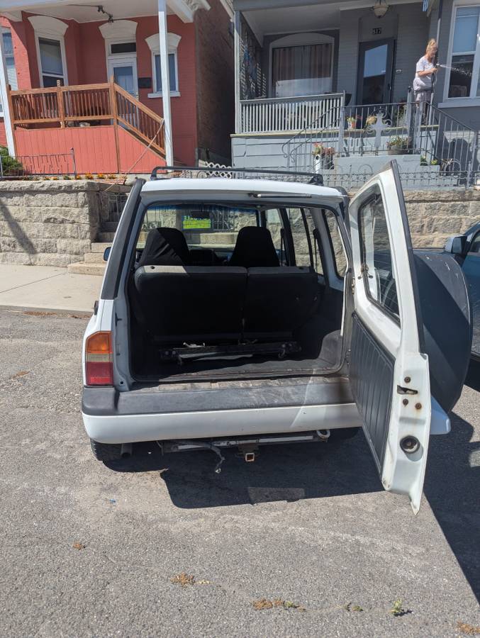 Suzuki-sidekick-1992-3