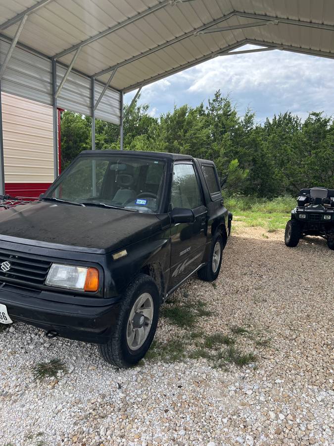 Suzuki-sidekick-1994-black-3