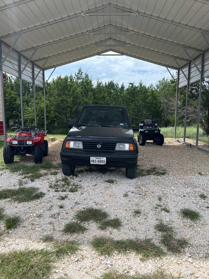 Suzuki-sidekick-1994-black
