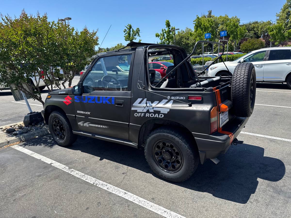 Suzuki-sidekick-jx-1989-black-6