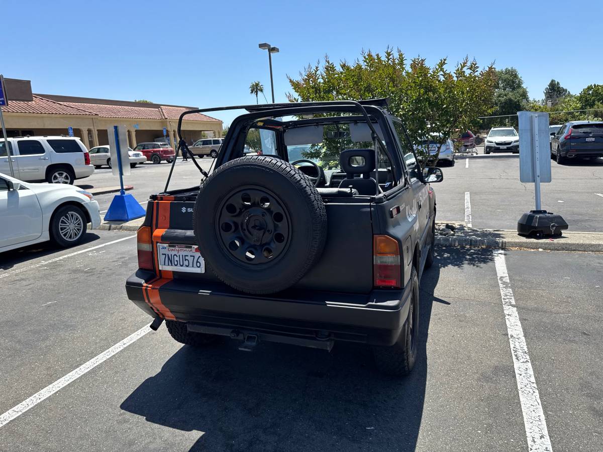 Suzuki-sidekick-jx-1989-black-7