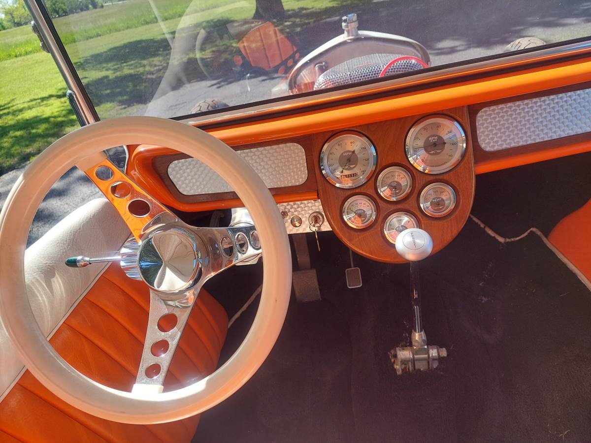 T-bucket-1923-orange-1
