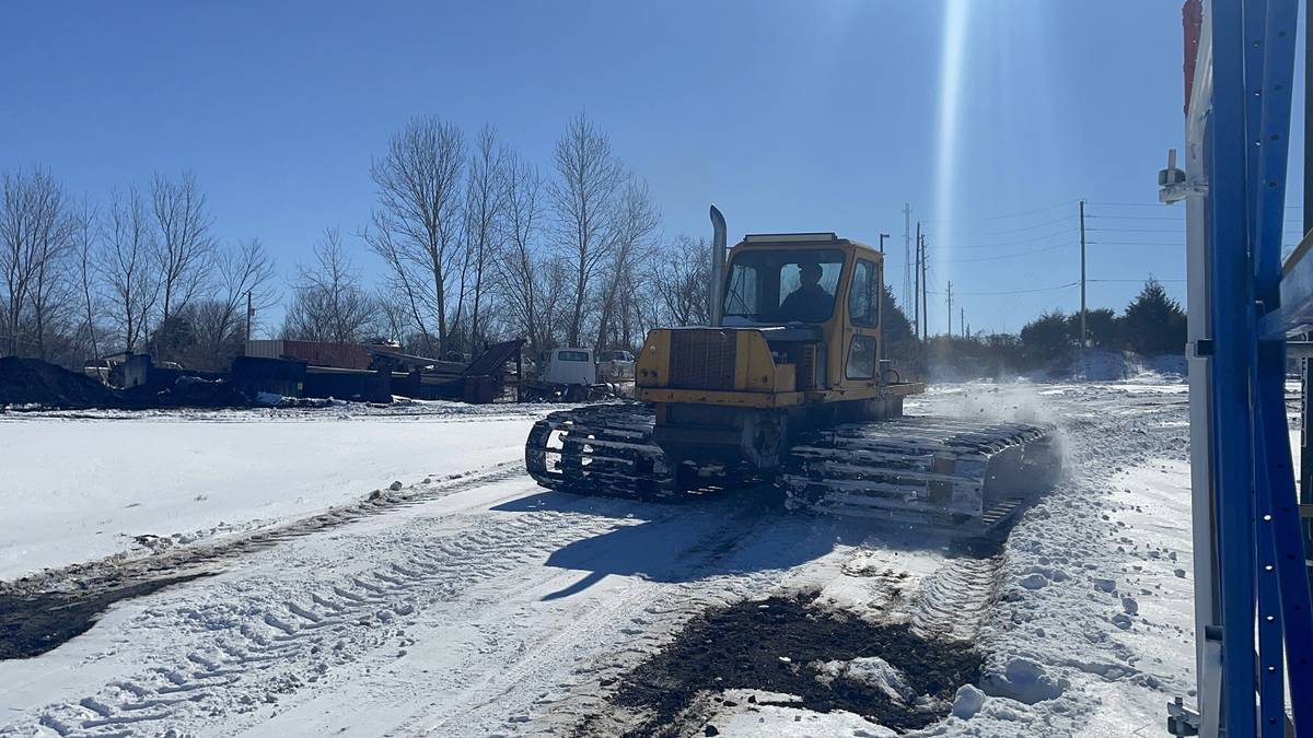 Thiokol-hydromaster-snow-cat-snow-plow-diesel-1976-yellow