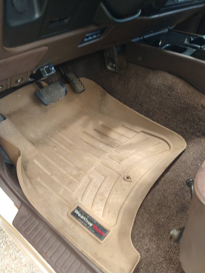 Title-by-the-cruiser-fj80-1992-13