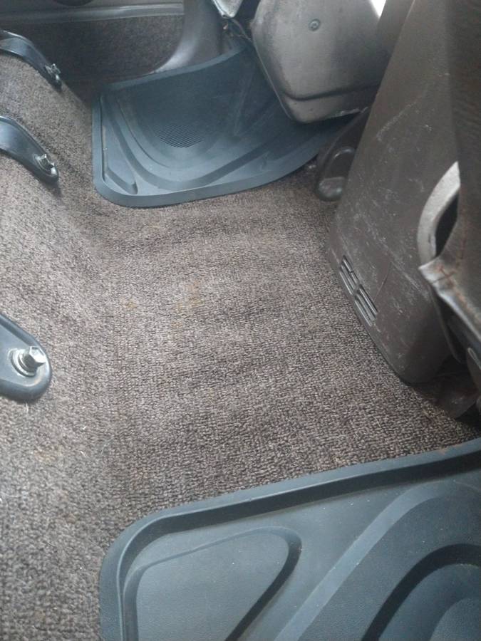 Title-by-the-cruiser-fj80-1992-3