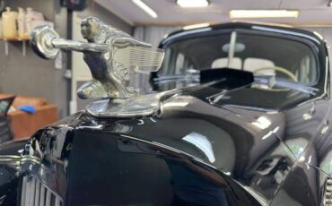 Touring-sedan-1938-black-1