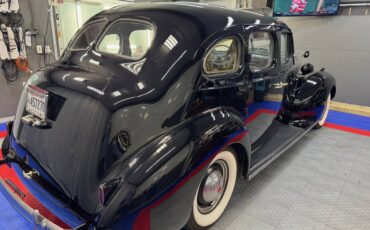 Touring-sedan-1938-black-3