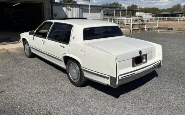 Touring-sedan-de-ville-1993-white-3