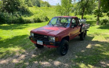 Toyota-12-Ton-Pickup-1985-Extended-Cab-Pickup-2