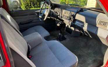 Toyota-12-Ton-Pickup-1988-Standard-Cab-Pickup-13