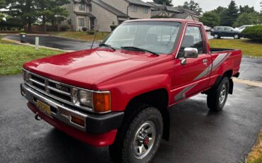 Toyota-12-Ton-Pickup-1988-Standard-Cab-Pickup