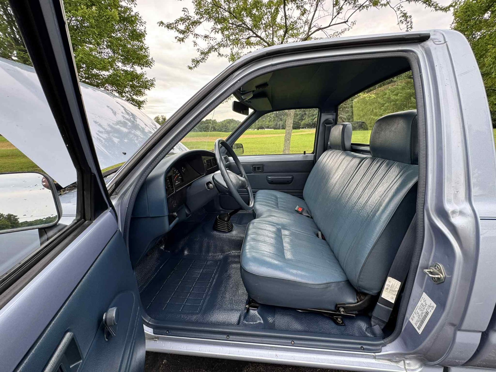 Toyota-12-Ton-Pickup-1990-Standard-Cab-Pickup-13