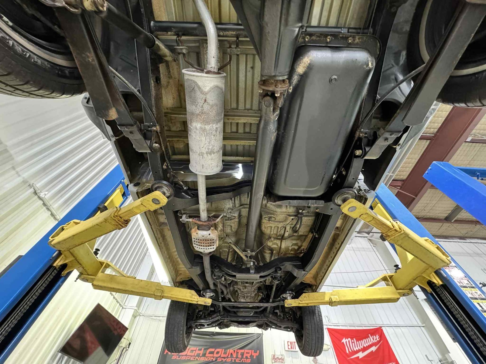 Toyota-12-Ton-Pickup-1990-Standard-Cab-Pickup-24