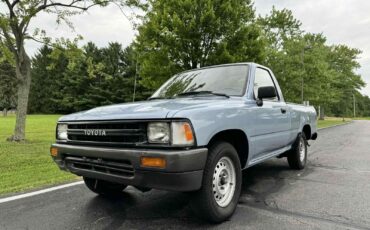 Toyota-12-Ton-Pickup-1990-Standard-Cab-Pickup-3