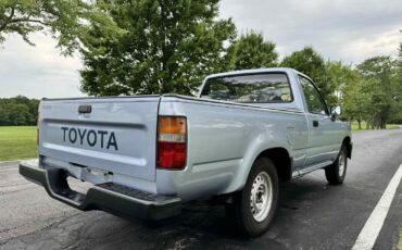Toyota-12-Ton-Pickup-1990-Standard-Cab-Pickup-9
