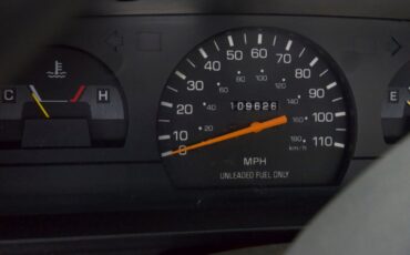 Toyota-12-Ton-Pickup-1993-13