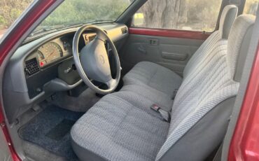 Toyota-12-Ton-Pickup-1993-15