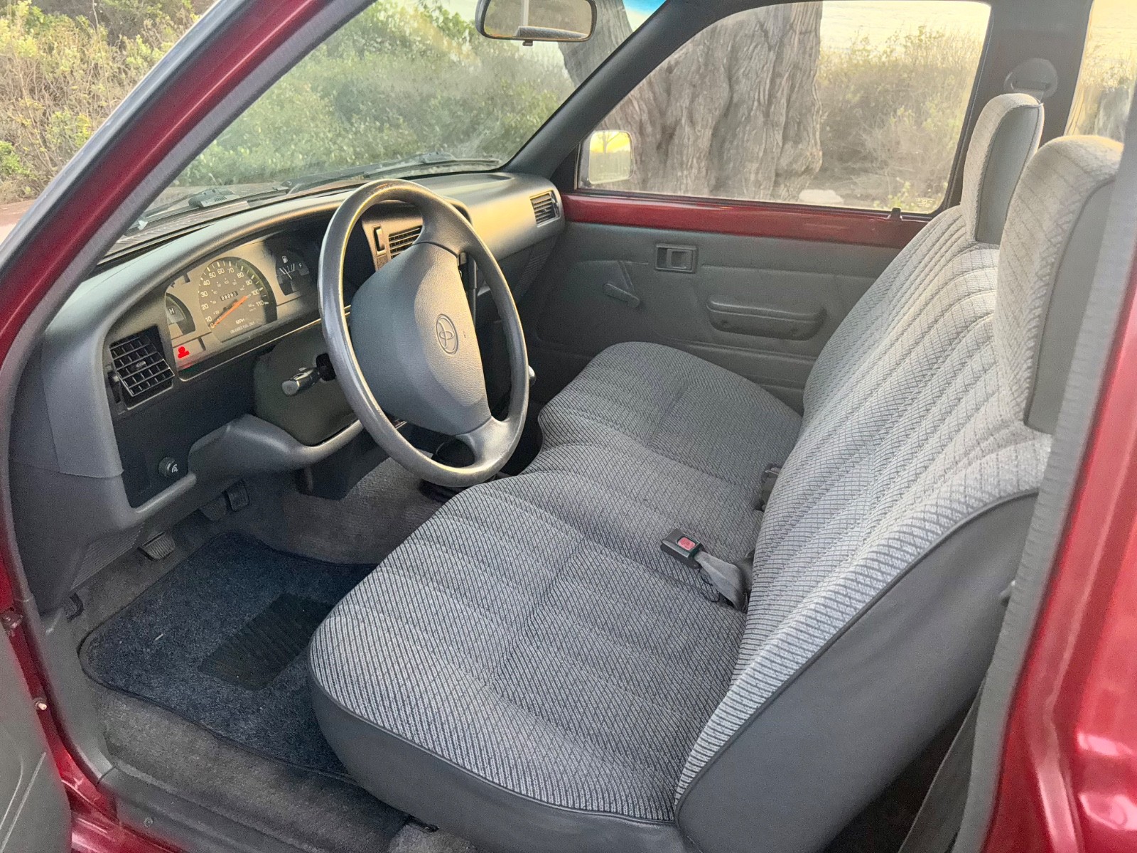 Toyota-12-Ton-Pickup-1993-15