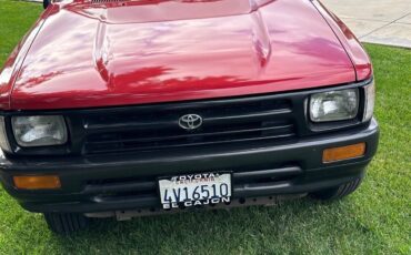 Toyota-12-Ton-Pickup-1993-5