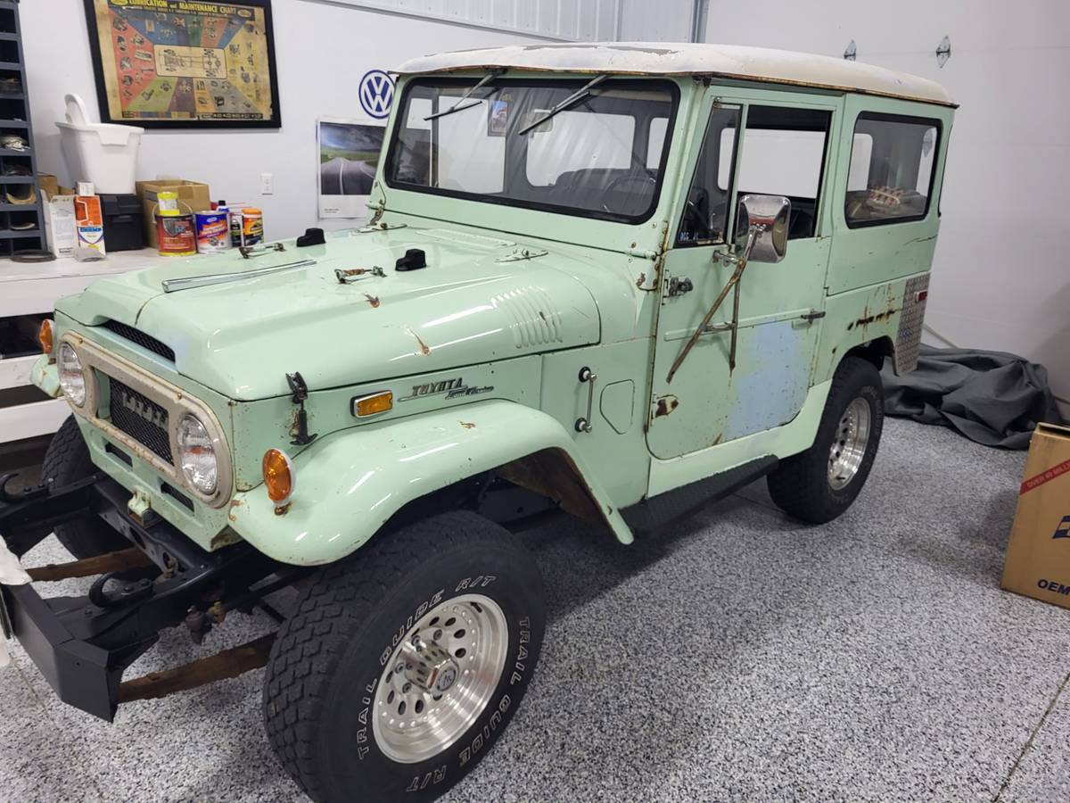Toyota-1971-green-1