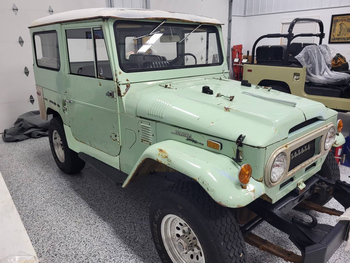 Toyota-1971-green-2