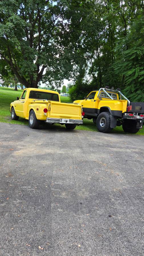 Toyota-1979-yellow-2